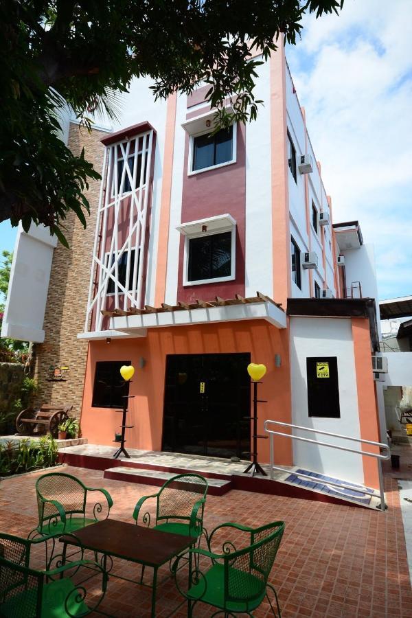 Isteraha Haven&Suites Zamboanga Exterior photo